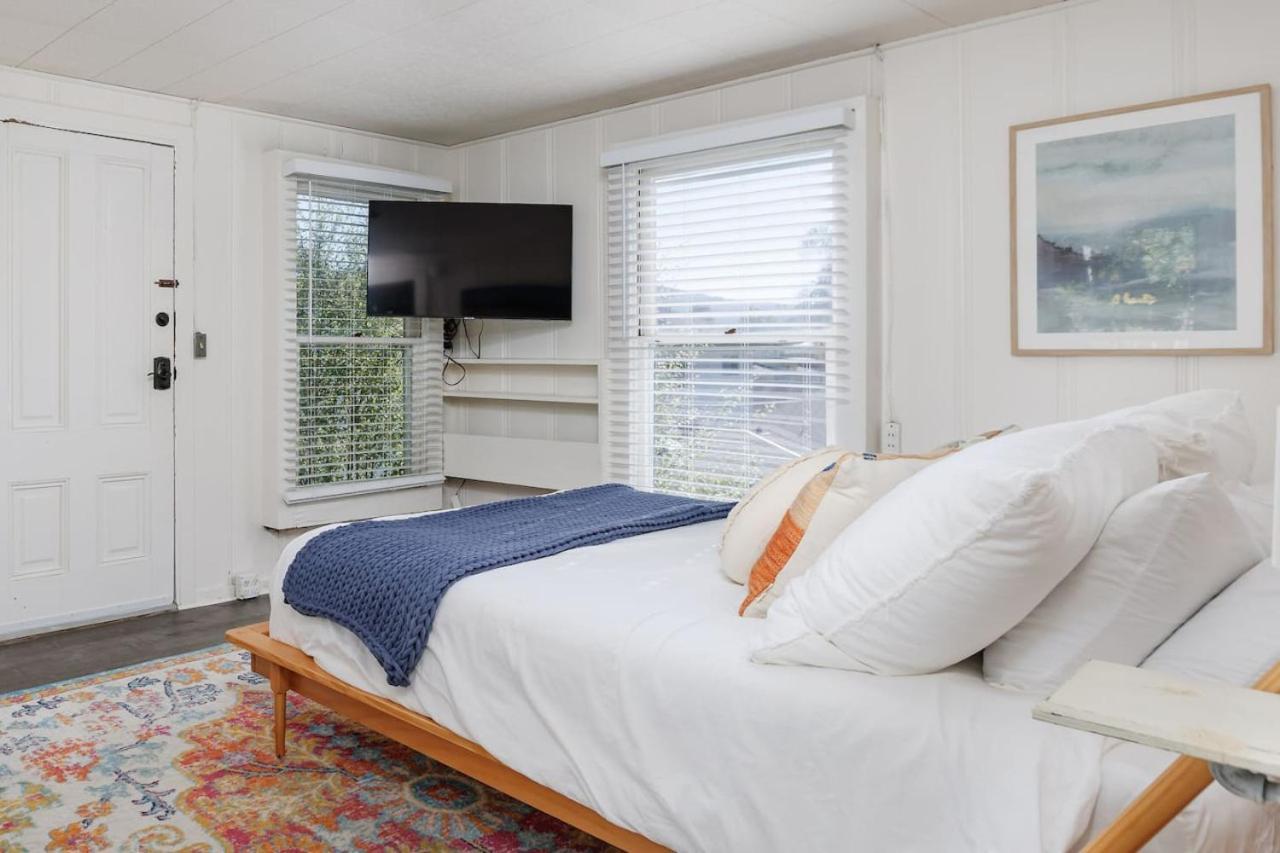 Seashell Sunshack Apartment *