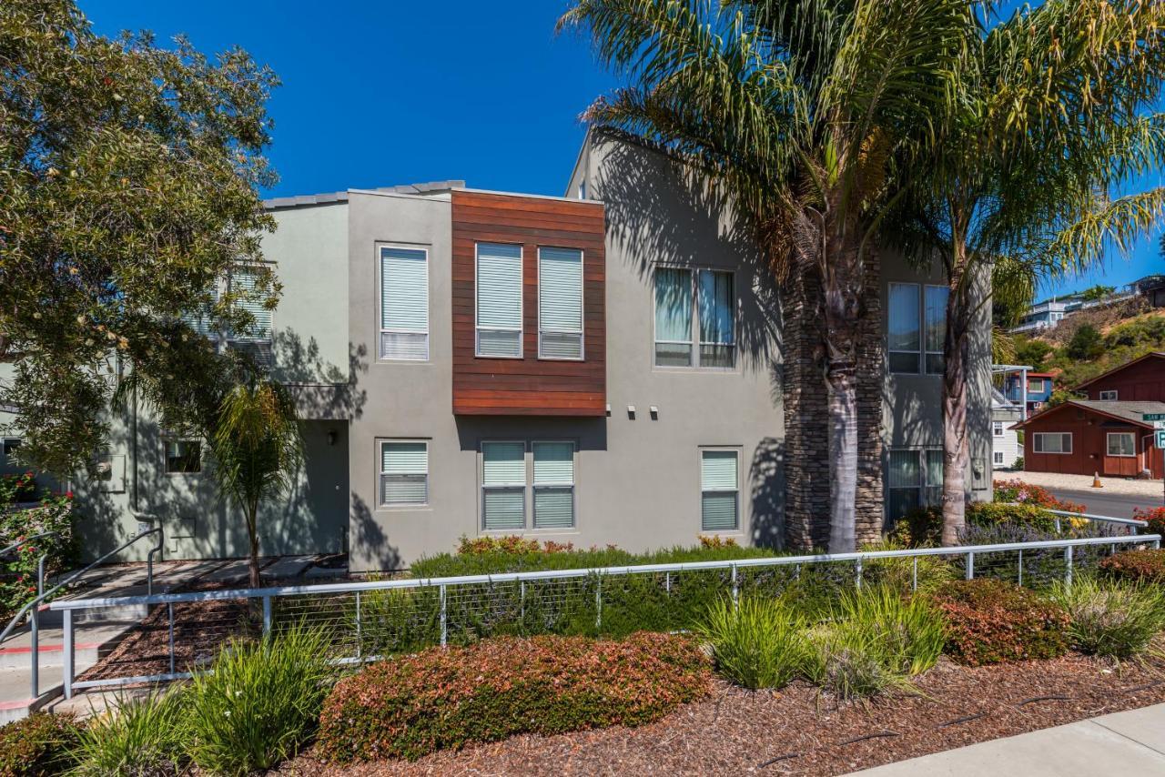 215 San Miguel