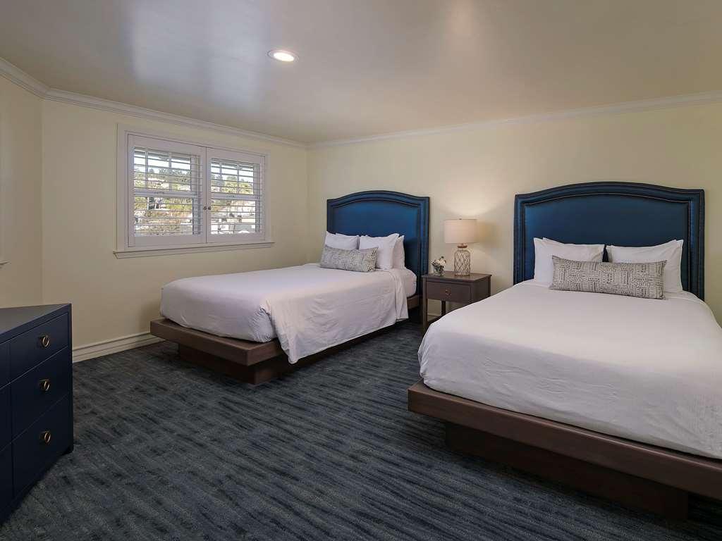 Avila Lighthouse Hotel 3*