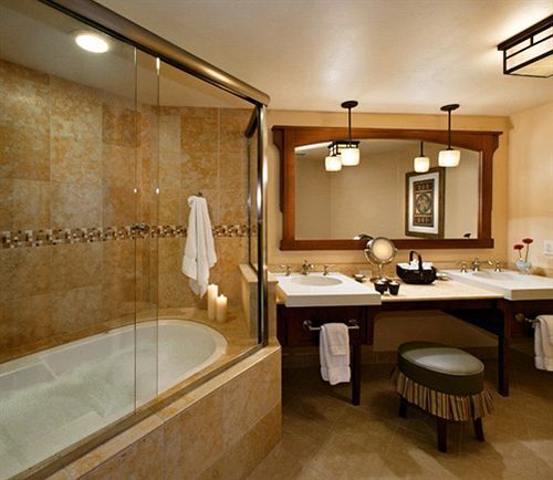 Hotel Avila Village 3*